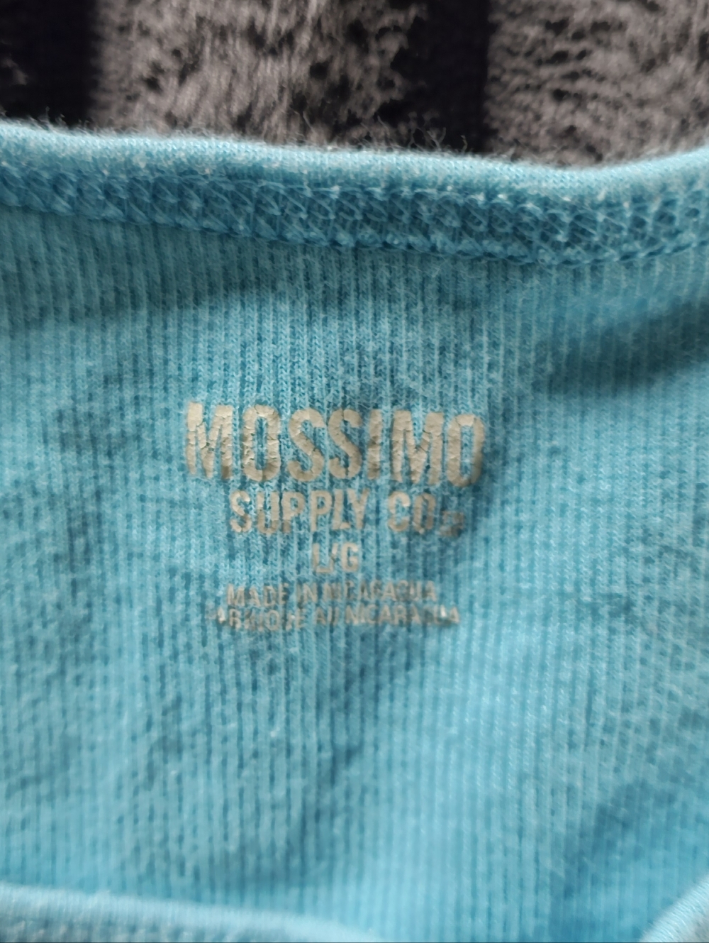 Mossimo Ribbed Tank - Picture 3 of 4